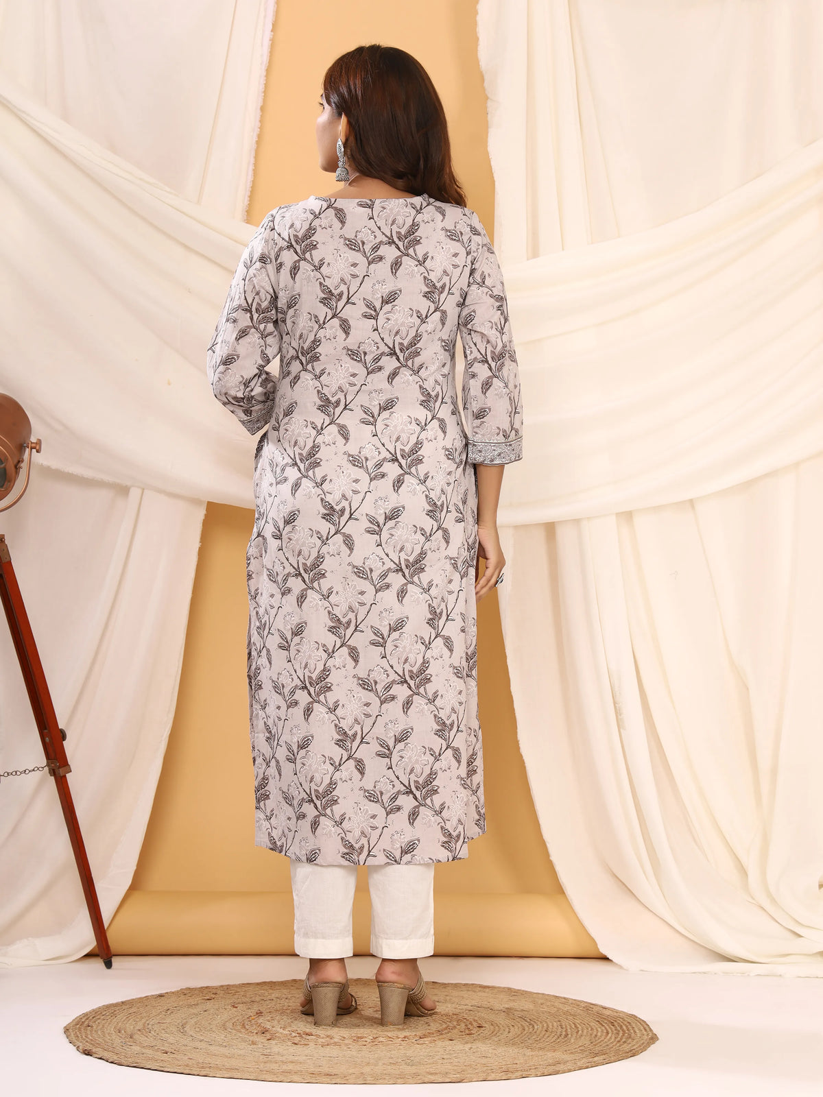 Sanganeri Floral Print Grey Cotton Kurti